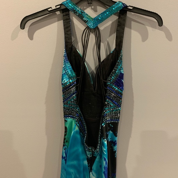 Cache Prom Dress - Picture 3 of 6